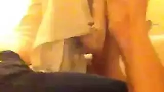 مشهد مص مكثف وعبادة صنم إباحي