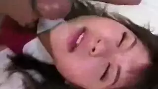تلميذات آسيويات في حركة سحاقية شفهية إباحية