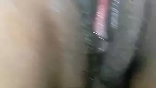 هذه العاهرة المدهشة تحب تقديم عرض إباحي