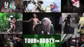 أوامر الرقيب: ممارسة الجنس الجماعي مع الأسيرة