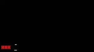 شريط عرقي خام: شاب أسود يضرب فتحة شاب عربي الضيقة