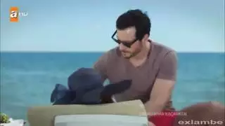 امرأة ناضجة تُدمر فرجها الضيق