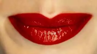 إغواء وتدمير: الشقراء المثيرة تتوسل للعمل الخشن xxx