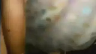 فانتازيا جنس جماعي ثلاثي مع عاهرتين تايلانديتين من همونغ