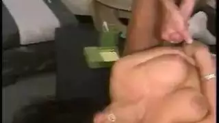 تم التحميل للتو: مقاطع فيديو إباحية في الحركة