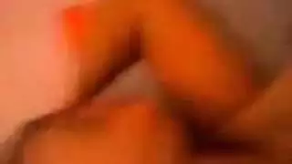 جنس قوي بجانب المسبح: حفلة جماع جماعية مبللة في العلن