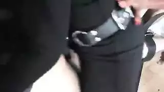 فعل عنيف غير consensual بحضور مراقب صغير