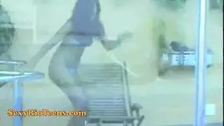 كارينا كابور تمارس الجنس الخشن في فيديو إكس إكس إكس