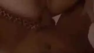 نيك وخائف حد يخش عليهم
