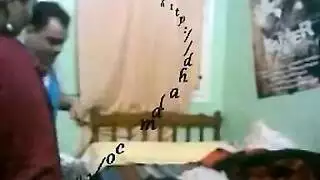 ثلث عيل ينيكن بنت وحده