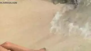 خراب مالي لعارضة يقودها إلى أفلام إباحية قاسية