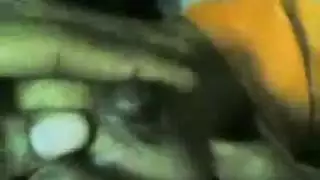 خادمة اسيوية صغيرة