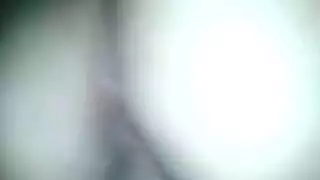 زلمه يمص كس بنت ويطلع منه لبن
