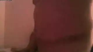 تكشف يوري عن هيئتها المثالية في مقطع شهواني صريح للوجه والجسم