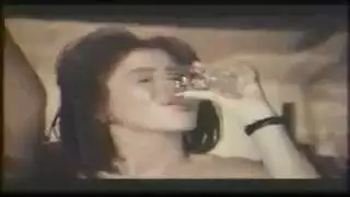 حبيبتي إيطالية حلوة تجعل الحب مع حبيبتها بينما يراقب صديقها أداءها