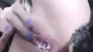 فتاة كام تبلع السائل بعد مشهد ركوب مكثف