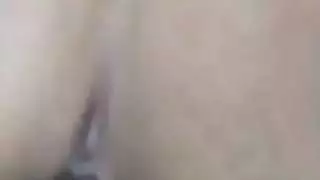 مشهد إكس إكس إكس: فتاة سمراء تتعرض للجماع بقضيب مصري ضخم