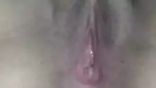أمينة تتناك بعنف في الكس والطيز من فتحتين