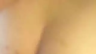 نيك عربي عنيف يجعل هذه العاهرة التركية تتوسل للمزيد