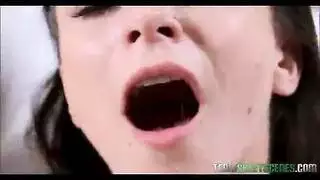 بدون واقي، فقط شرج خشن مع عاهرة صغيرة