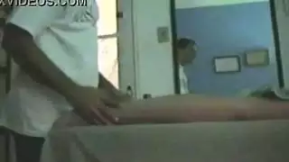 لعب متوحش بالمؤخرة بقضيب صلب
