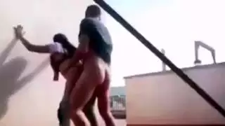 القفز على القضيب: جلسة ركوب إباحية لفتاة محجبة