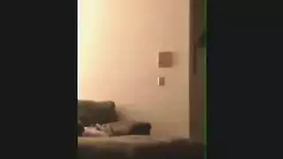 نيك مطبخ جامح: ضربة شرجية عميقة لفتاة شقية