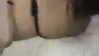 حبيبها يمص صدرها لاول مرة مترجم