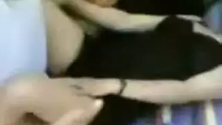 فيديو خيانة عشيقته بممارسة علاقة