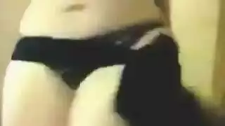 رقصة عربية مثيرة تتحول إلى علاقة جنسية جماعية