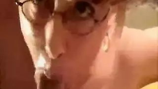 تدخين أمي الروسية 69