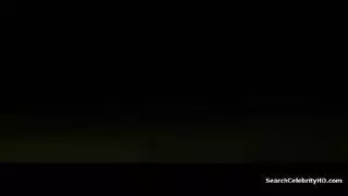 جنس زوجي مثير: ضرب كسها الجميل بقوة