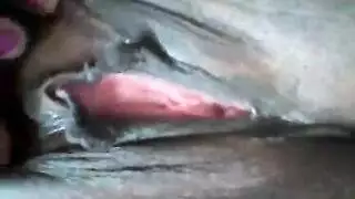 امرأة فاخرة تطلب شرجًا قاسيًا وقذفًا داخليًا