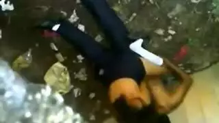 ولد مصري صغير في المدرسه الثانويه العامه ينيك زميلته في الحمام المدرسه الثانويه