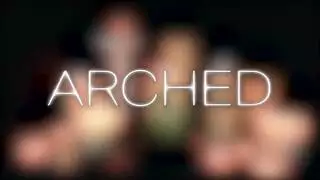 وجه صغير يُنك بقضيب كبير حشو الحلق إكس إكس إكس