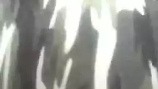 أصبحت الكاميرا الخفية في غرفة نوم بيلي تسجيلًا عندما كان صديقها شديد الإثارة