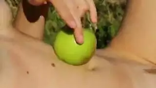 مراهقة آسيوية مثيرة في جنس شرجي عنيف