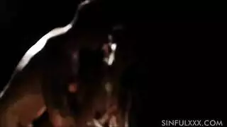 بلع عميق حتى يصرخ وينيكني كالوحش