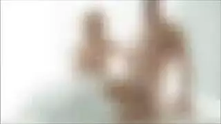 خايفه من النوم لوحدها وجاءت عندابوها