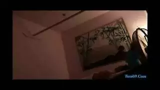 جلسة تدليك ساخنة تنتهي بجنس عنيف بوضعية الكلب
