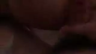 خيال العادة السرية لشقراء أمام المدفأة
