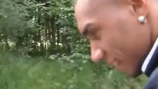 نافورة مني متواصلة من كريمي مفتوح
