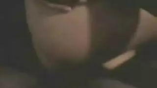جنس حار على المنصة: قذف داخلي تحت الأضواء