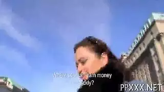 امراة تقذف السائل