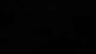 جينكا أكثر بكثير من الأمين مثير، تهتم بمدربها كثيرا