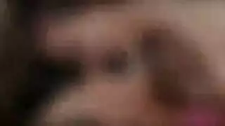 تدمير شرجي لرايلي مع زبور سوداء في فيلم إباحي محترف