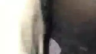 عاهرة أشقر كبيرة الثدي تنكح بقضيب شاحب