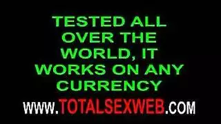 خيال جنس جماعي: قضبان سوداء تتعاقب على مؤخرتها