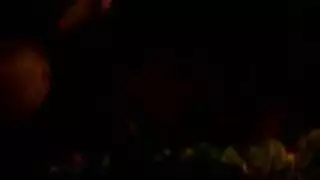 إثارة فرجي بالهزاز حتى أصل للذروة بقوة