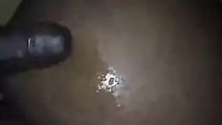 سيطرة الديك الأسود والضخ العنيف